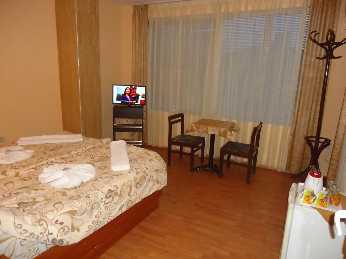 Matev Hotel Burgas 2*,  Bulgaria